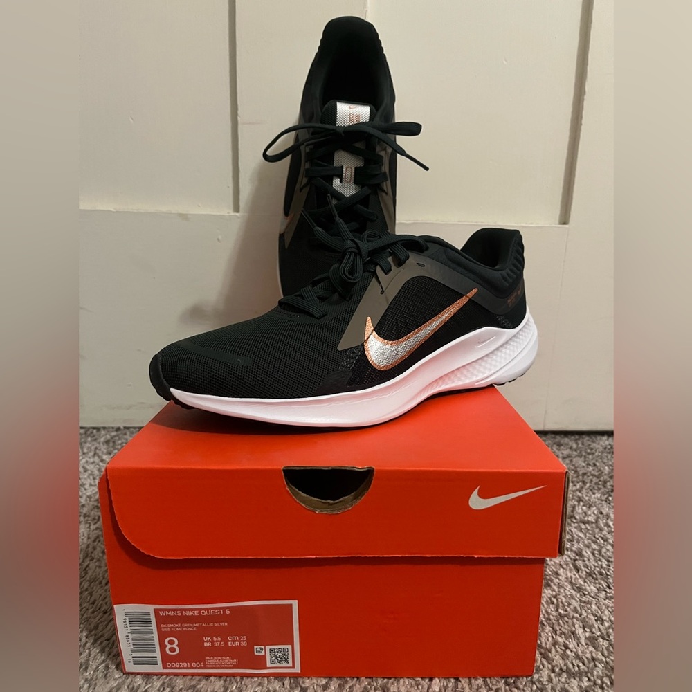 Nike Women's Black White and Copper Athletic Running Shoes